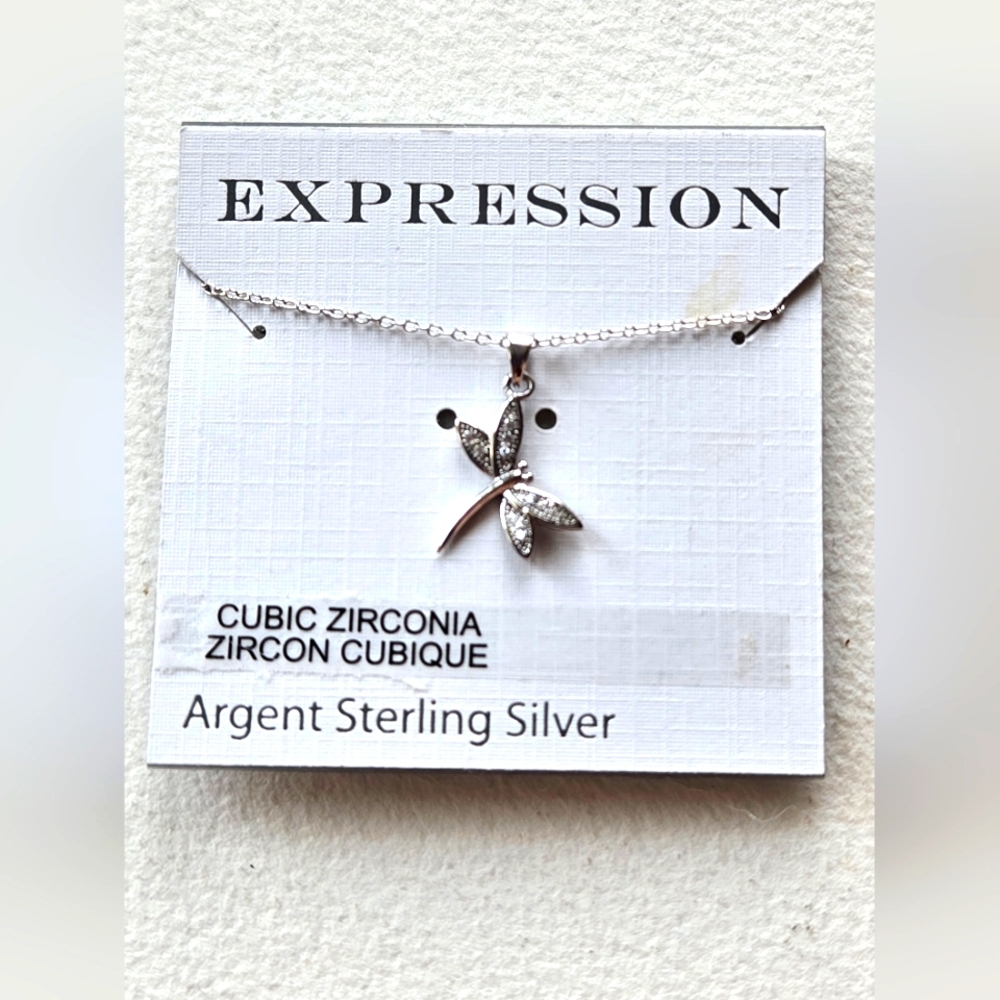 2/$20 NEW💫Dragonfly Pendant Silver Necklace